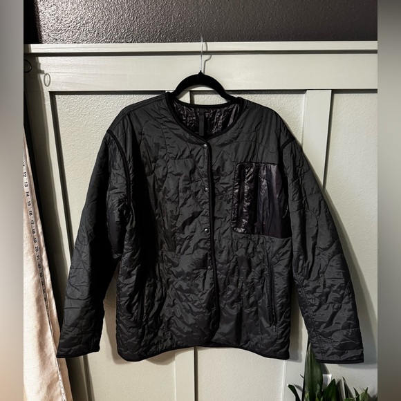 LULULEMON | Insulated Quilted Jacket - Picture 3 of 4